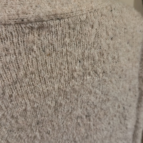 🎉Host Pick🎉 ASTR The Label Sweater - Picture 7 of 8